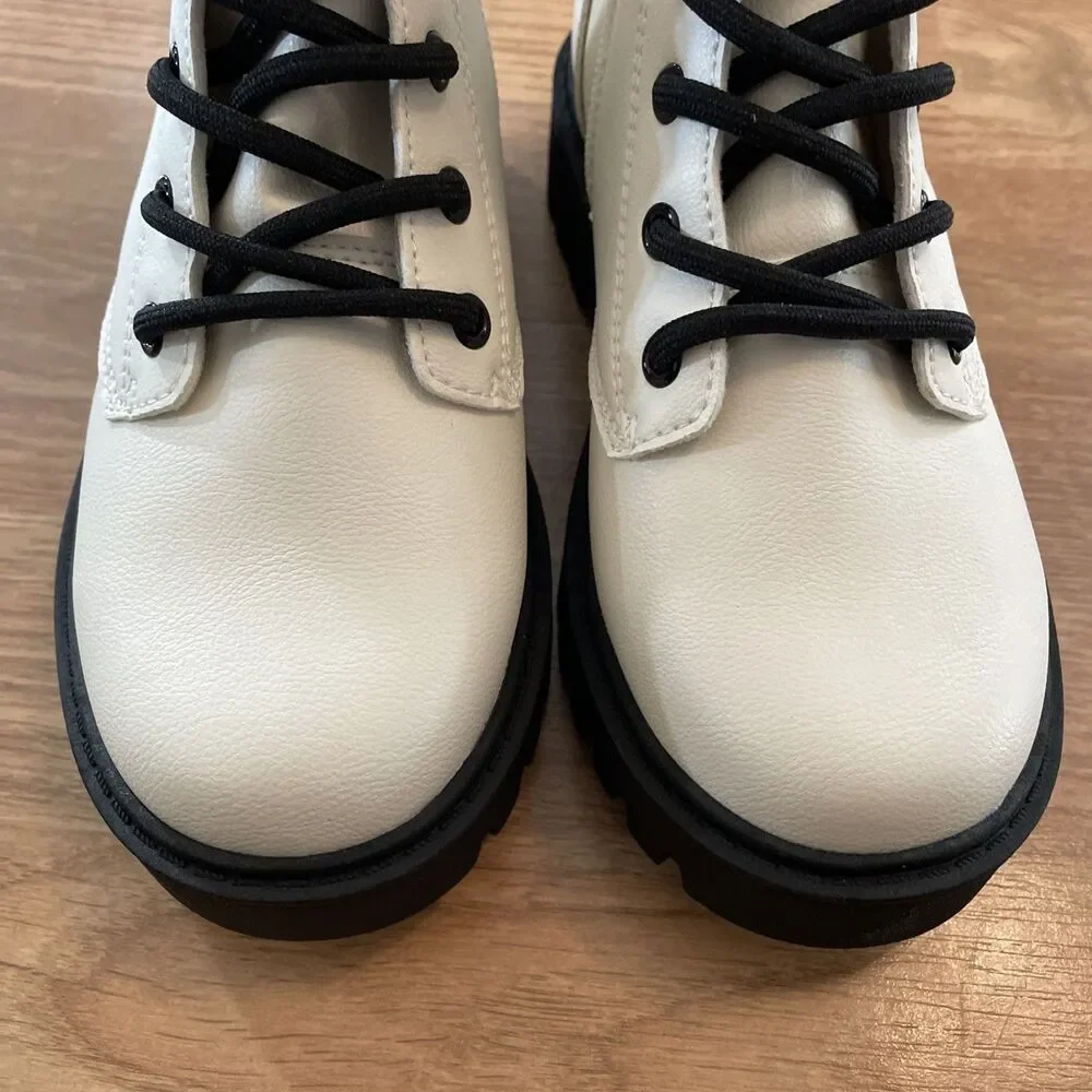 Art Class Girls Khari Combat Boots Size 1 Ivory White Lace Up Platform Lug Sole